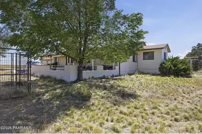 9410 E Slash Arrow Drive, Prescott Valley, AZ 86315 - Photo 11