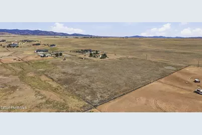 9410 E Slash Arrow Drive, Prescott Valley, AZ 86315 - Photo 5