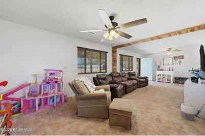 9410 E Slash Arrow Drive, Prescott Valley, AZ 86315 - Photo 15