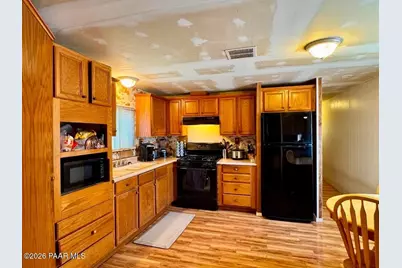2839 W Kings Highway #W, Prescott Valley, AZ 86314 - Photo 7