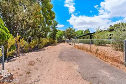 20589 E Larry Lane, Mayer, AZ 86333 - Photo 3