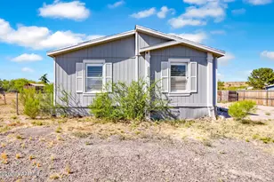 20562 E Park View Ln, Mayer, AZ 86333 - Photo 11