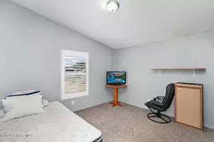 20562 E Park View Ln, Mayer, AZ 86333 - Photo 13