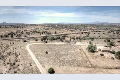 24660 N Rj Way, Paulden, AZ 86334 - Photo 13