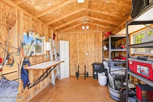 10389 E Brangus Ln, Dewey-Humboldt, AZ 86327 - Photo 19