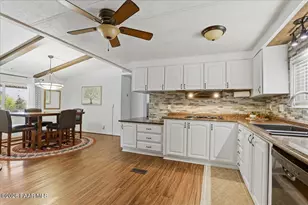 10389 E Brangus Ln, Dewey-Humboldt, AZ 86327 - Photo 11
