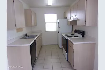 9641 E Lakeshore Drive #3, Prescott Valley, AZ 86314 - Photo 3
