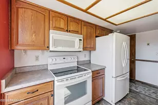 11514 E Horseshoe Ln, Dewey-Humboldt, AZ 86327 - Photo 15
