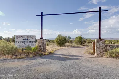 2500 W Gunsite Road, Paulden, AZ 86334 - Photo 1