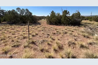 26797 W Fort Rock Road, Seligman, AZ 86337 - Photo 5