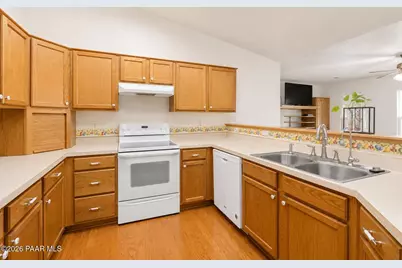 7456 N Summit View Drive, Prescott Valley, AZ 86315 - Photo 9