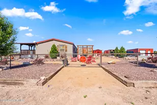 610 W Valleri Ann Rd, Paulden, AZ 86334 - Photo 77