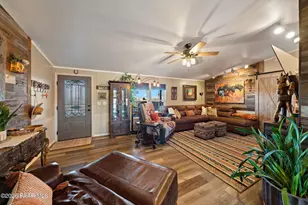 610 W Valleri Ann Rd, Paulden, AZ 86334 - Photo 11