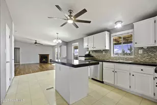 18125 E Roper Way, Dewey-Humboldt, AZ 86327 - Photo 13