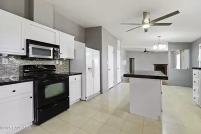 18125 E Roper Way, Dewey-Humboldt, AZ 86327 - Photo 15