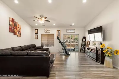 14301 E Avalon Drive, Dewey-Humboldt, AZ 86327 - Photo 13