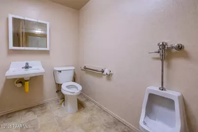 8056 E Valley Road, Prescott Valley, AZ 86314 - Photo 11