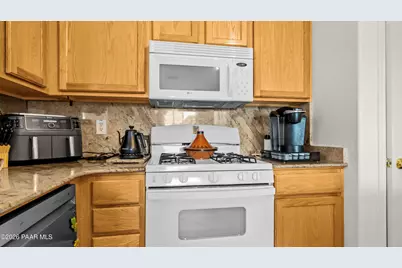 12833 E Moreno Street, Dewey-Humboldt, AZ 86327 - Photo 15