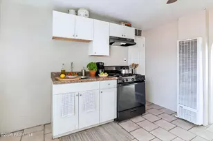 302 W Flores St, Tucson, AZ 85705 - Photo 5