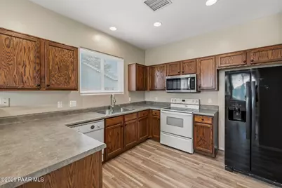 7592 E Fire Fly Way, Prescott Valley, AZ 86315 - Photo 11