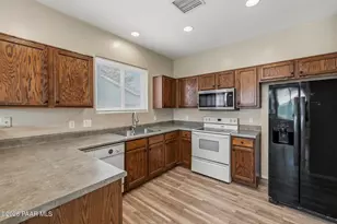 7592 E Fire Fly Way, Prescott Valley, AZ 86315 - Photo 11