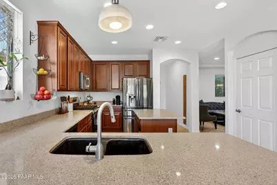 26506 N 55th Drive, Phoenix, AZ 85083 - Photo 11