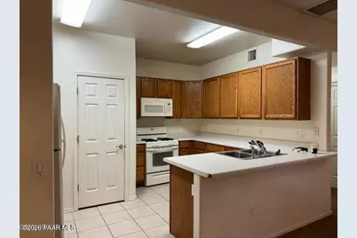 1137 Hughes Street, Prescott, AZ 86305 - Photo 5