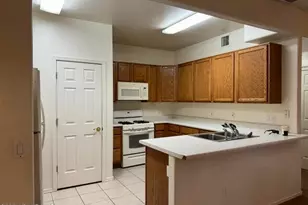 1137 Hughes St, Prescott, AZ 86305 - Photo 5