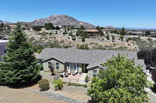 1075 Longview Dr, Prescott, AZ 86305 - Photo 3