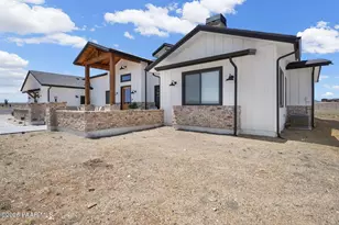 7894 N Copperfield Pkwy, Prescott Valley, AZ 86315 - Photo 11
