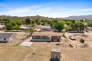 18296 S Frontier Rd, Peeples Valley, AZ 86332 - Photo 35