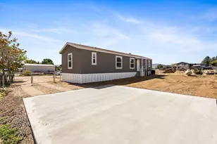 18296 S Frontier Rd, Peeples Valley, AZ 86332 - Photo 29