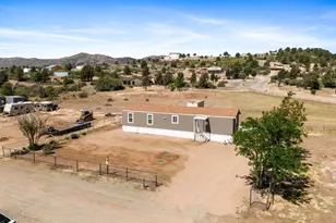 18296 S Frontier Rd, Peeples Valley, AZ 86332 - Photo 31
