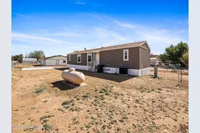 18296 S Frontier Road, Peeples Valley, AZ 86332 - Photo 27