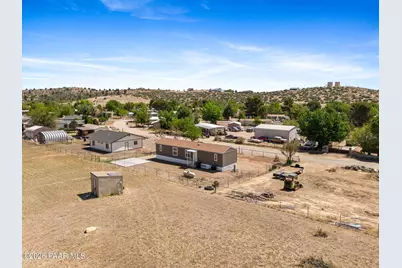18296 S Frontier Road, Peeples Valley, AZ 86332 - Photo 33