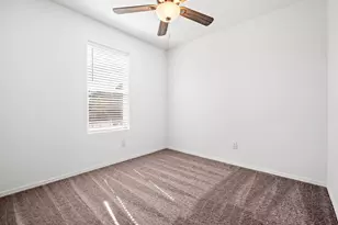 18296 S Frontier Rd, Peeples Valley, AZ 86332 - Photo 21