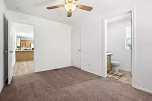 18296 S Frontier Rd, Peeples Valley, AZ 86332 - Photo 25
