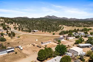 18296 S Frontier Rd, Peeples Valley, AZ 86332 - Photo 37
