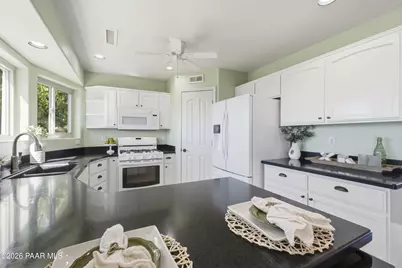 7089 E Painted Vista Ct, Prescott Valley, AZ 86315 - Photo 9
