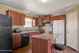 53430 N La Plata Dr, Seligman, AZ 86337 - Photo 7