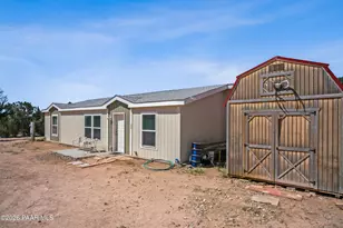 53430 N La Plata Dr, Seligman, AZ 86337 - Photo 27