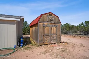 53430 N La Plata Dr, Seligman, AZ 86337 - Photo 29