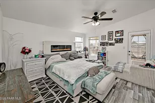 12940 E Stonewall Dr, Dewey-Humboldt, AZ 86329 - Photo 11