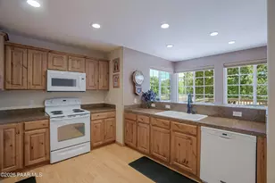 3061 N Chichicoi Ln, Prescott, AZ 86305 - Photo 11