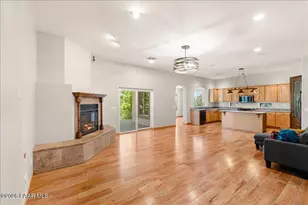 195 Juniper Ridge Dr, Prescott, AZ 86301 - Photo 17