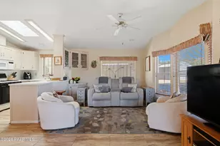 907 N Mesquite Tree Dr, Prescott Valley, AZ 86327 - Photo 5