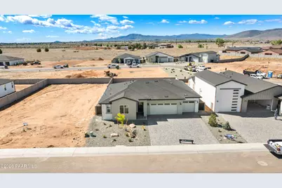 7351 E Louie Lane, Prescott Valley, AZ 86315 - Photo 9