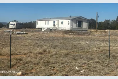 25085 Hillcrest Drive, Seligman, AZ 86337 - Photo 1