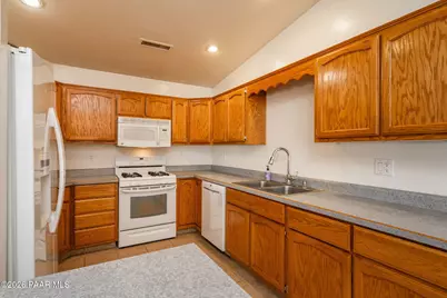 7291 E Grandview Drive, Prescott Valley, AZ 86314 - Photo 17