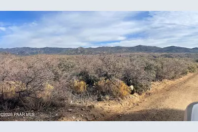 8470-255 W Webster Road, Wilhoit, AZ 86332 - Photo 1